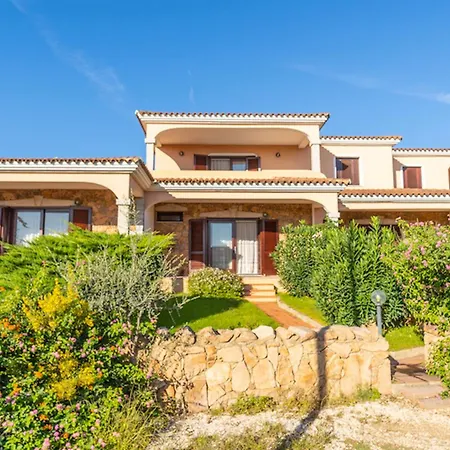 Iss Travel, L'uddastru 2, Panoramic - With Private Outdoor Terrace Apartment