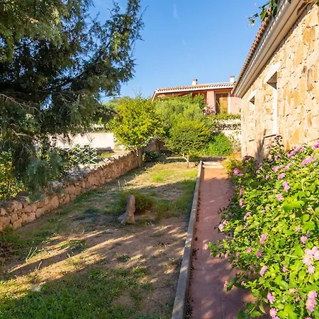 Iss Travel, L'uddastru 2, Panoramic - With Private Outdoor Terrace *