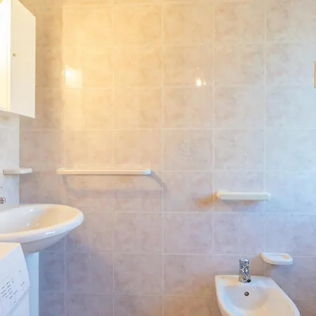 Apartment Iss Travel, L'uddastru 2, Panoramic - With Private Outdoor Terrace *